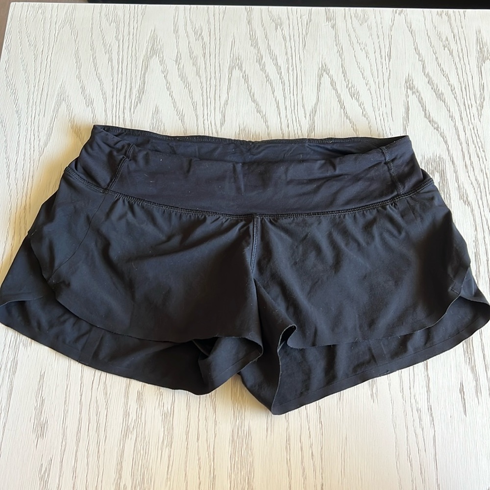 Women’s Lululemon Shorty Short Size 6 Black